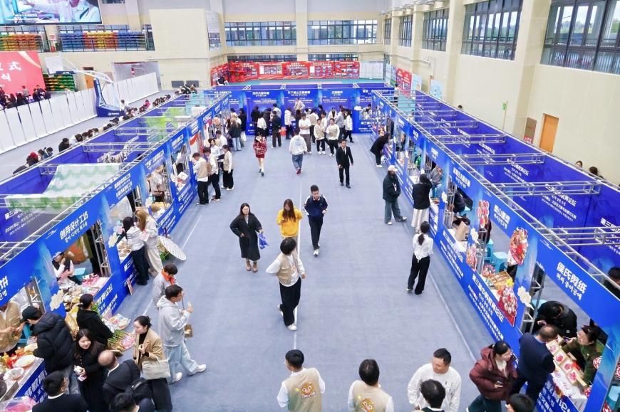 1762141768888147.png 1762141768888147.png